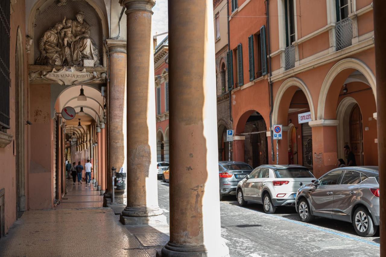 Nel Cuore Di Bologna - Casa Boss Eksteriør billede